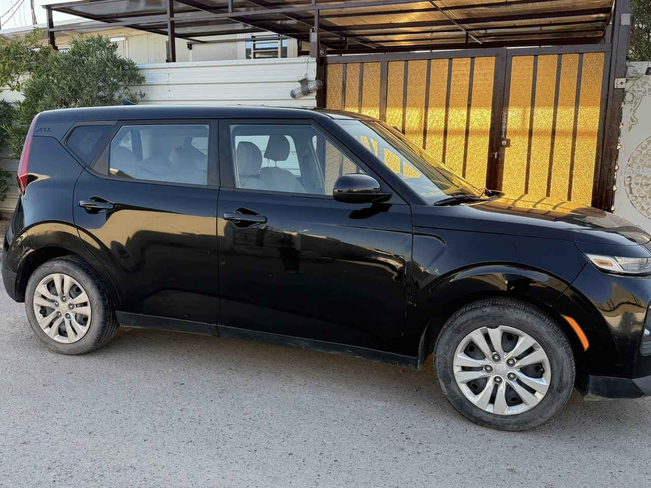 صول موديل 2020 رقم بغداد بسمي ماشيه 35 للتواصل *********** مكان السياره بغداد
