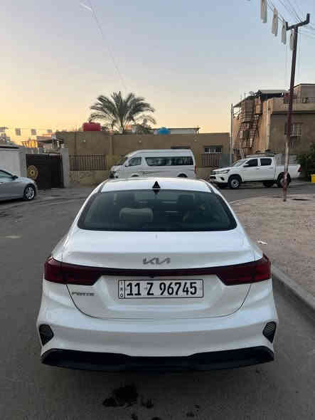 السلام وعليكم من رخصة الأدمن فورتي للبيع موديل 2024 بغداد مواصفات نص فول اشاير بلمري بجم كبس بدون  ايرباك سياقة ذاتية تحديد مسار توقف ذاتي رادار امامي خلفي  شاشة اعطال حادثهة قبق جنطة ومعمر نفسة بدون تبديل ليبل واحد سيارة حجر بيئة موجود عنوان بغداد شارع فلسطين سعر البيع 168وبيهة مجال موبايل *********** سيارة ملشي 13ميل
