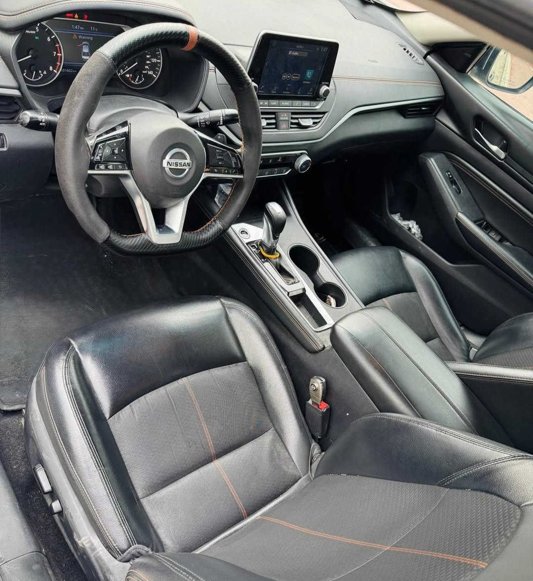 نیسان ئەڵتیما SR 2020 
سەیارەکە ماڵی دۆستە زۆر جائیزە پێشو پشتی کەپسە هەموو گیانی بە شەرت مواسەفات
کاميرا ,حاسه بيلاد  ‎بصمه و شغال 
درگا بصمه  ‎رادار ئاوينه 
و‎لايت كامل LED و زينون بيلاد 
گير سوكان و سبؤرپ  ‎ئؤ تؤ ستؤب 
ڕاداري سه ر جاده و خه تي جاده 
زور موصفاتي تري تيايه 
ڕه قه م سليماني  
٦٢هەزار ڕۆشتووە
  ڕەقەم شانسیم داناوە بێ ئێرباگە دەرگایەکی بۆیاخە لەگەڵ ٢ کارتی بچوک ٢ دەرگاشی گۆڕاوە بە بیلاد       پێشو پشتی کەپسە ناوی نەگرتووە

نرخ(سعر) ، لەکۆمێنت داوابکە 📮

گێر و مەکینەی بەشەرت 
هیچ کێشەیەکی تێدا نییە 

ژمارەی خاوەن ئۆتۆمۆبیل 
***********
