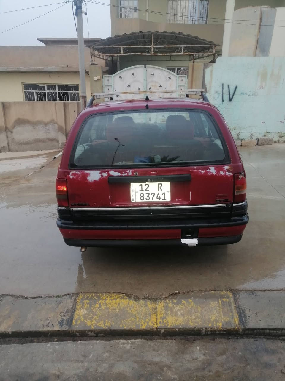 اوميكا للبيع  موديل ٩٣                  ***********
