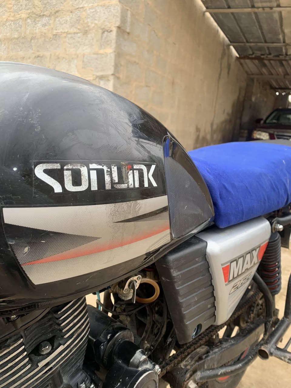 سلام عليكم دراجه دايوان جبلي
موديل ٢٢ كير محرك مكفول من فتح من تبخير من نضوح مكفول دراجه يرادلها ترتيب بصيط كلش نص نكره تشتغل 
دراجه وياها منفيس ويها ورقه مال معرض  فقط دراجه كفاله مكاني دراجه بغداد بسمايه سعر سبعميه وخمسين بيها مجال قليل ***********
