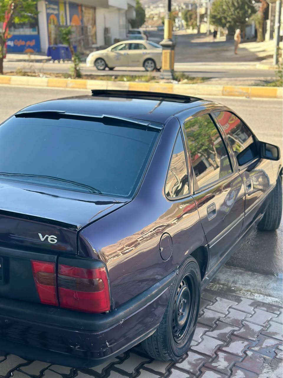 سلاوی خوا 
ئۆپل ۱۹۹٤ باینجانی Abs
سلایت 
۲ جام کاربا 
گیر بەشەرت مەکینەی یەک تۆز بوخاری هەیە 
تەقەو رەقە بەشەرت 
قەپو قۆپی نیە مالی دۆستە هی مەحرەز نیە یەک دینار مەسروفی نیە نوقسانی یەک گلۆپی نیە 
بی دەحمو لیدراوە 
حیزامە بۆ جوانی  
٤ تایەو ویلی نوی لەژیرە 
نرخی ۲٠ گەلاو مەجال 
لە رانیەم
٠۷٥۱٠٦۱۳٠۲٤ رانية, السليمانية
