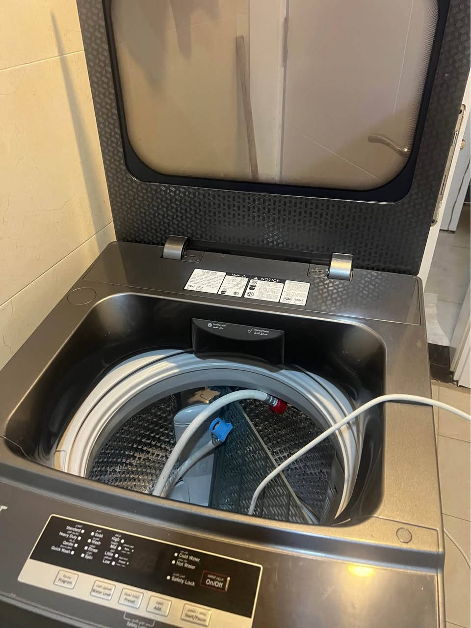 غسالة للبيع : 

غسالة كرافت - ١٤ كيلو - لون سلفر 
قبل ٥ اشهر بعدها جديدة اشتريتها ب ٣٥٠ ، رايدتها ب ٣٠٠
سبب البيع ، ماعندي مكان الها بغداد, العراق


**إذا كنت صاحب هذا الإعلان وتريد حذفه لأي سبب، رجاءا أرسل رسالة إلى الدعم الفني**