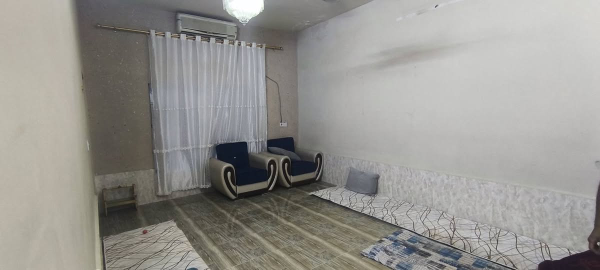 اعلان رقم (840)
بيت زراعي طابق واحد للبيع 
مساحة/150م واجه 10م 
العنوان/قصابة حكمت  قرب حسينية 
السعر/86 مليون 
-----------------------
للاستفسار اكثر مراجعة مكتب محمد الواقع في فلكة راس فرع جامع الامام علي او اتصال بالارقام التالي 
***********
***********
نستقبل كافة عروضاتكم سكنية وتجارية في كافة المناطق طوز و كركوك...
