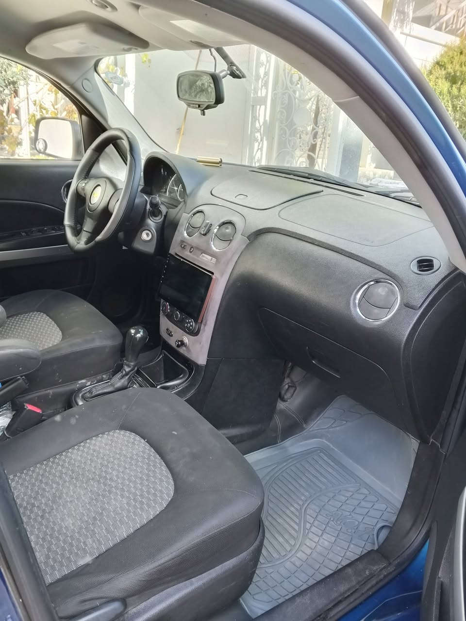 شوفر ليت HHR مديل 2009 سيارة جاهزه كير محرك تبريد موجوده بغداد الزعفرانيه شراي يتصل مو تعليق ***********
