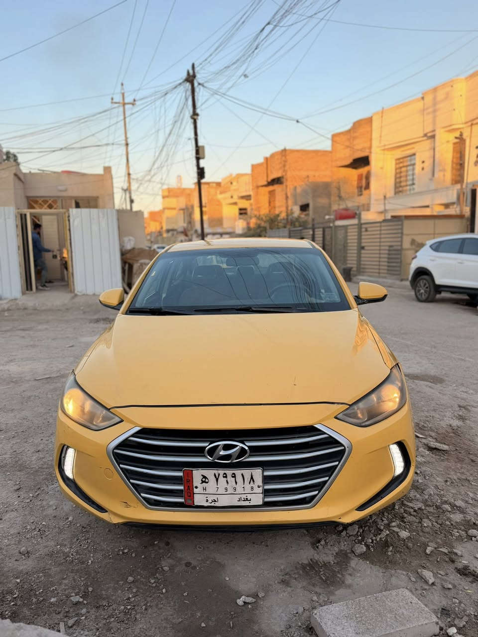 السلام عليكم النترا 2017 مكينه 2000 ما مفتوحه بدون دواخل بجم كبس. فقط حادثه السعر 112 وبيه شي بصيط. سياره نضيفه جدا بغداد البلديات *********** سياره بدون ايرباك
