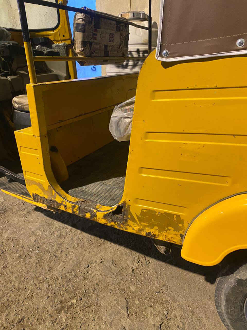 تكتك مديل 19  رقم وسنويه انكليزي 
تكتك مكينتها مكفوله
 من التبخير والتنقيص
 والبدي مكفول من الضربه فقط اخياسات 
السعر 4700 المكان البصره التحسينيه 
***********
