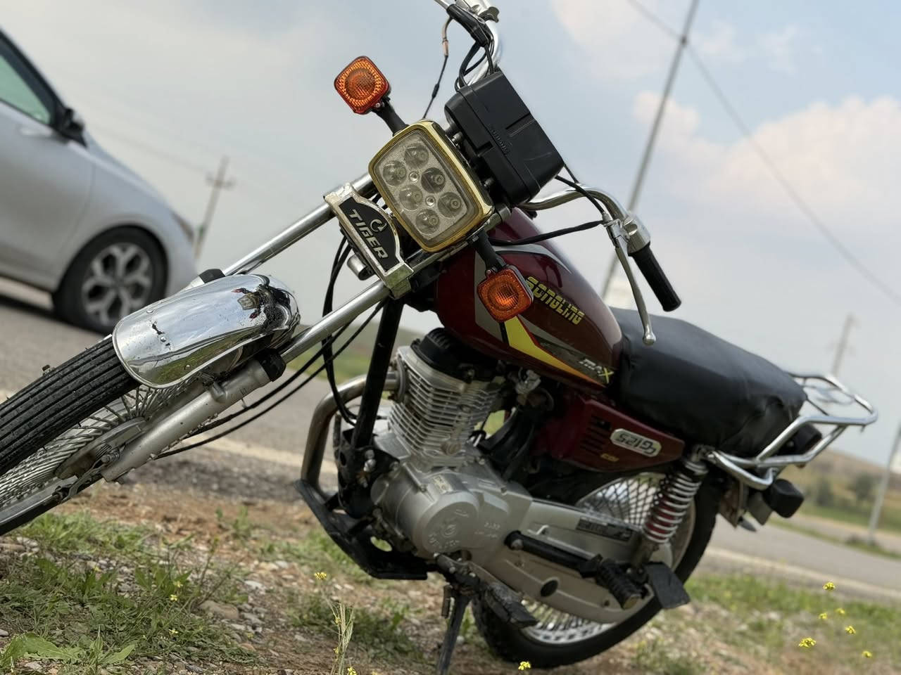 مكلف بنشر.       دراجة سونك لبيع 2022 كل عيب مابي كلشي شغال 

سعرة 450 وبي مجال رقم صاحب دراجة 

***********  شراي يخابرة
