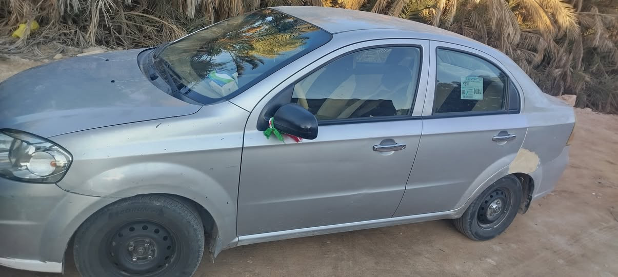 2013 كير اتو محرك تمام مبدل جاملغ واحد فقط شرط ماعابره الضربه
مداور ثاني يوم السعر 70$ وبيه مجال *********** ***********
