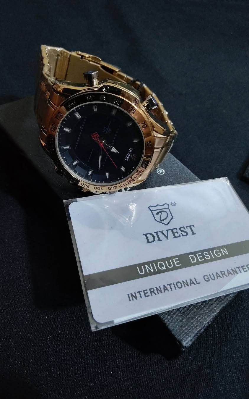 ساعه من DIVEST الكترونيه وميل الساعه رهيبه ولا غلطه سعرها 45 الف


**إذا كنت صاحب هذا الإعلان وتريد حذفه لأي سبب، رجاءا أرسل رسالة إلى الدعم الفني**