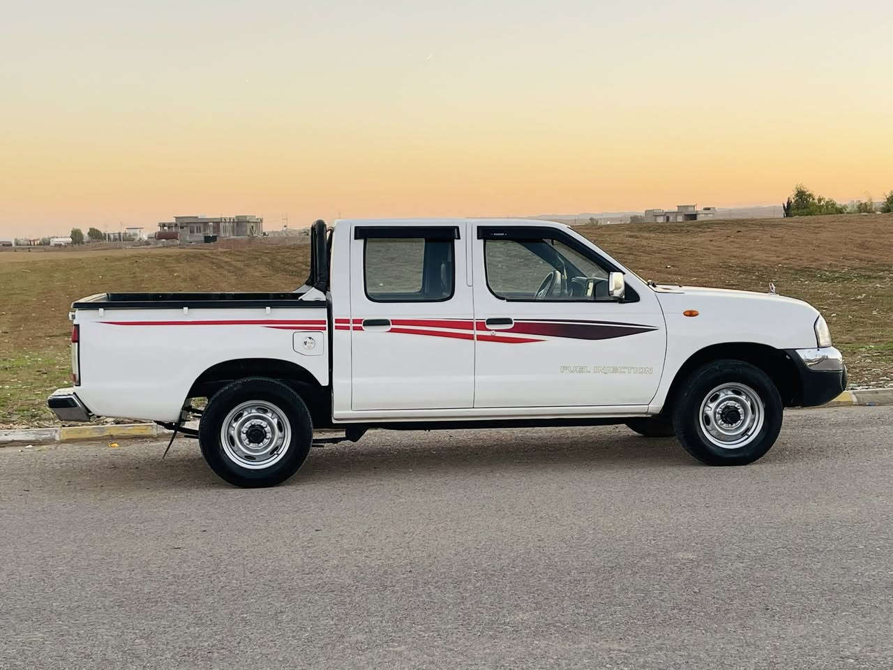 نيسان    2006  علوجي دووبةي  ساغ    ساغ   نةبراووةية
نموونە 
ناوسور بەخاخ
گيرومةكينةو ئەکسل بەشەرت  
بی دعم بی لیدران  بی چالوو چۆل نموونە 
چوارتایەیی لۆک پێشوو دوا لۆک
بەشەرتی ئەوەی قرچیشی نەبی 
نمونة مالي دؤست هەمووگیانی لۆکە
سعري  71  وةرةقة
***********
ژم   ***********
تکایە بۆ ئالوو گۆرو قیستوو قەرز پەیوەندی مەکە هەموو شتیکیم نووسیوە بیخوینەوە ئەوجا پەیوەندی کە ئەگەر مشتەریت لەگەل ریز ما
