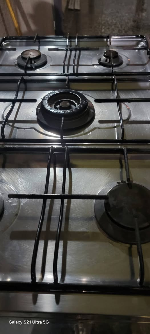 السلام عليكم
عندي مجمدة شغالة فقط التجميد من الاعلى وطباخ شبه جديد و بايسكل حجم ٢٨ نظيف كما موظح بالصور

***********

الاتصال واتساب فقط
الطباخ ١٠٠ والمجمدة ٥٠ و الباسكل ٥٠
