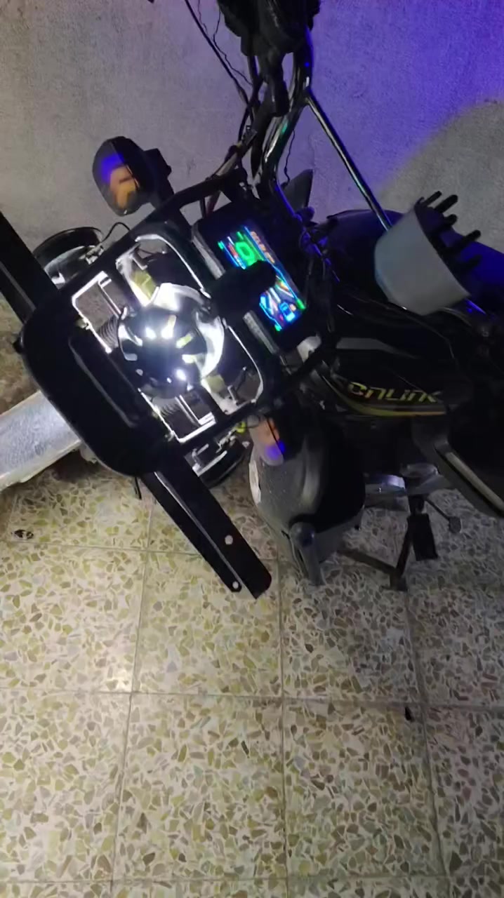 مطور لبيع مرقم سيفان موديل 2025
مطور نضيف حيل نضافت 90/100
كله شغال سعر تعال شوفو وحكم  مليونين بي مجال قليل مو شراي لا تكسر بي ***********
