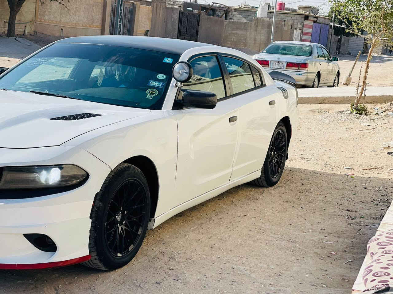 السلام عليكم جارجر 2015 اصل اصل  ( بيع او مراوس حسب القناعة) مكينة 3600 كير تعليك سيارة فيدرالية 
جاهزة السيارة بية صبغ حزام للجمالية السونار مرفق ب المنشور السعر 138 بية مجال قليل 
مكاني بصرة الزبير الشعيبة قرب مصفى النفط 
رقمي *********** 

بيع او مراوس
