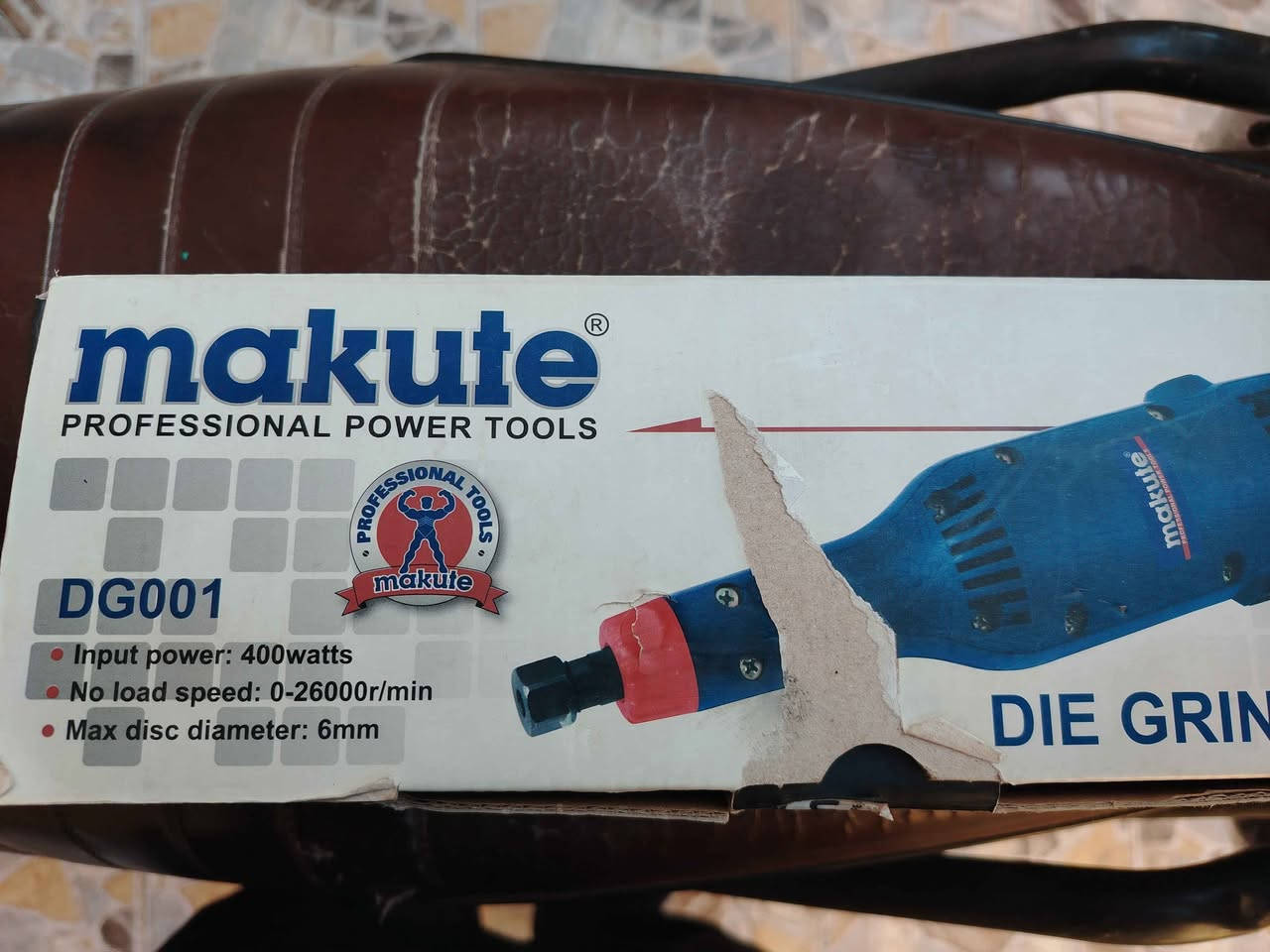 فرطونة ٤٠٠ واط اخت الجيد مستعمل قليل جدا.
كربلاء المقدسة قرب حولي الكفيل. كربلاء, العراق


**إذا كنت صاحب هذا الإعلان وتريد حذفه لأي سبب، رجاءا أرسل رسالة إلى الدعم الفني**