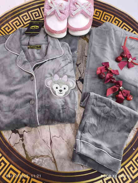 اللهم صل على محمد وال محمد 🧿🧿🧿🪬 
تراك مخمل 
دگم جيوب شرعي 
يلبس خاص وعادي 
السعر 12000
حلة حي العسكري بالقرب من مخبز مهند التجاري 
گوزمتك جمانه 
وات ساب
‏‪0782 735 3537‬‏
***********
