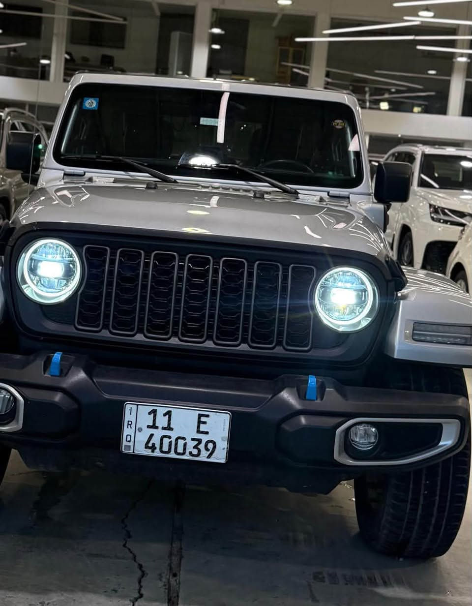 2023 صحارى 
٤ سلندر هايبرد 
ماشيه ٤٥ الف 
بدون صبغ 
بغداد نفق الشرطه 
للاتصال ***********
السعر ٢٧٠
