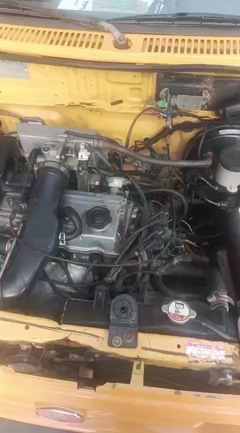 السلام عليكم سايبا 2011 بدون ضربه وبدون تبديل شواصي معمرات واحد معمر واحد بعده رقم بغداد صدر خير من الله تخم تاير دواخل جديده بطنها جديد دوشمه مكينه وكير جديد عارضها 20 وبيها مجال مكاني بغداد 
***********
