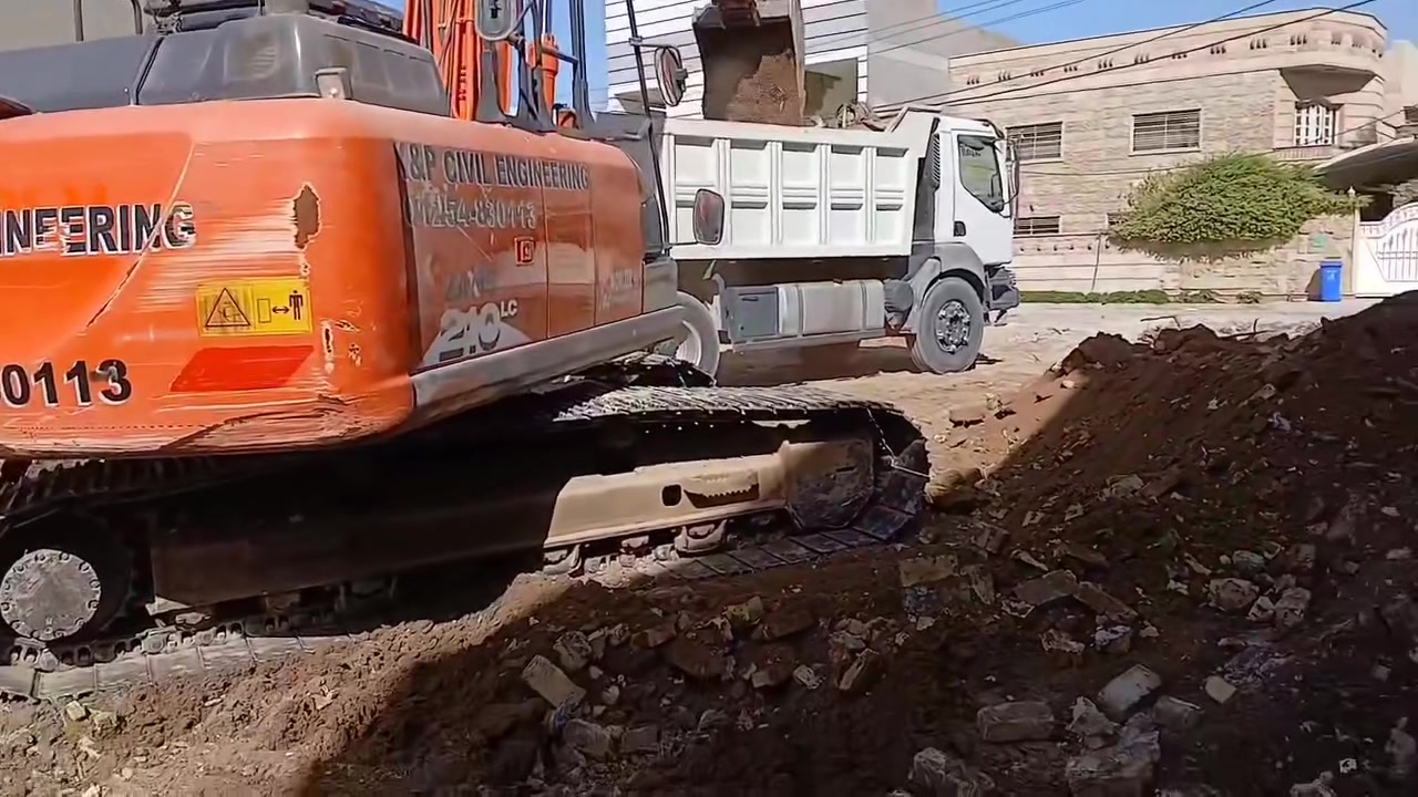 هدم الدور والبنايات – تفليش المنازل والمباني 
📞 *********** _أبو ياسر
📍 بغداد – جميع المناطق
✓ هدم الدور والبنايات السكنية
✓ تفليش المباني والبيوت بجميع الأحجام
✓ رفع الأنقاض بسرعة وكفاءة
✓ ترميم المنازل والبنايات بجودة عالية جداً
✓ أنسب الأسعار
