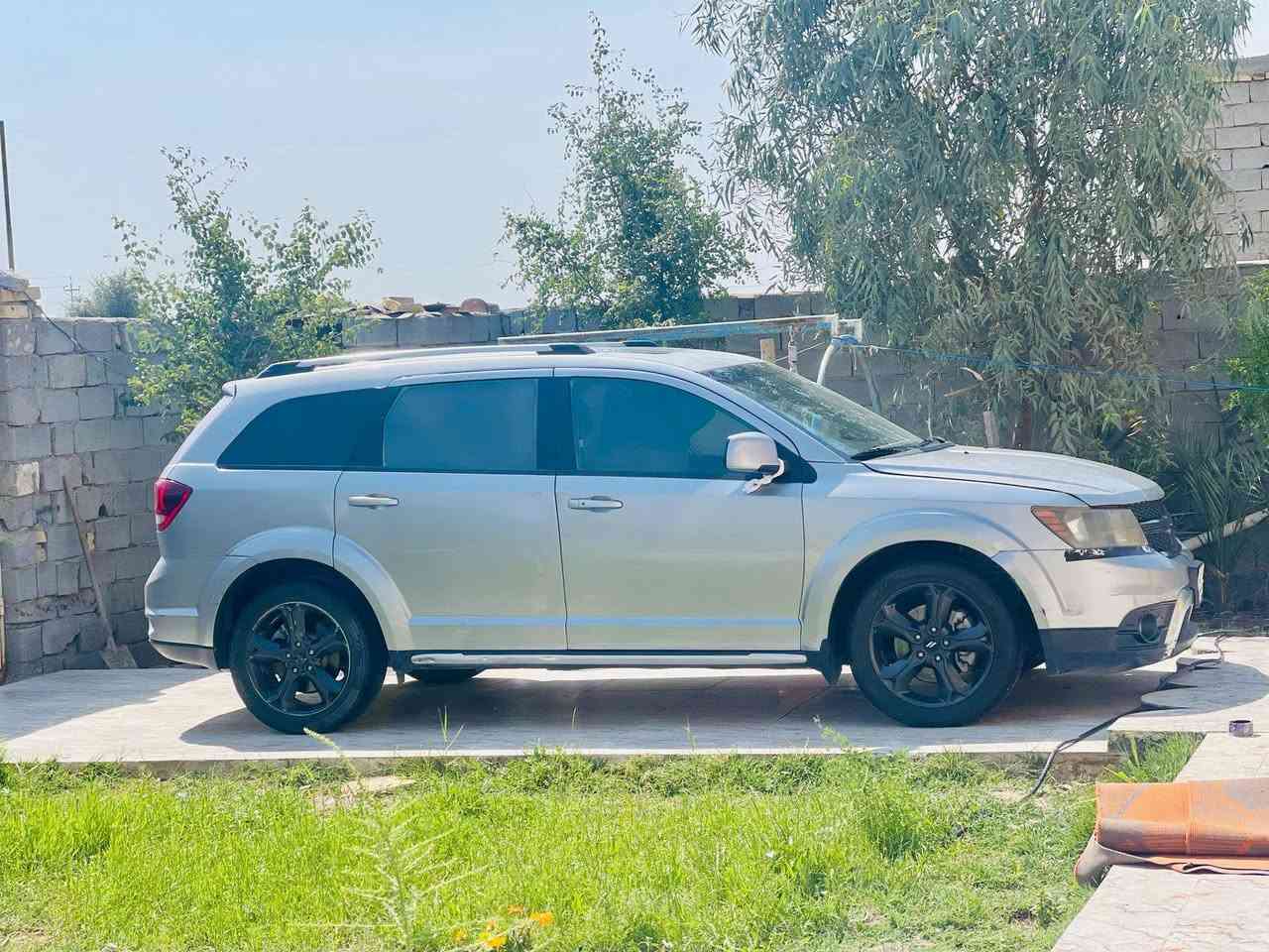 دوج جورني
موديل 2020
ماشية فقط 170 كم الف  جديدة
الفئة كروس رويد فول مواصفات
اللون سلفري المميز المرغوب
المواصفات.
شاشة حجم كبير 
تحكم بالشاشة تبريد وبقية التحكمات
سبايدر
4 سلندر
حجم المحرك 2400المرغوب
ثنائية المحور
دبل كزوز
كامرة 
بصمة 
اشارة ترحيب عند الاقتراب
اواكس + يواسبي
مخابئ سرية
كروس سرعة
تحكم ستيرن جهتين
شاشة اعطال
منافذ شحن امامية وخلفية
مانع انزلاق 
هوك خلفي
سستم صوت وتحكم بية من الشاشة
ابواب بصمة
كشنات جلد وتحكم كهربائي للكشنات
مرايات هيتر
تدفئة ستيرن وتحكم ببرودة الكشن
٧ راكب 
٣ قطع تبريد 
الجوانب نيكل والخلف
تبديل فقط بنيد وجاملغ الايسر
‭0780 369 3298‬
للاستفسار ‭‬
مكان السيارة ذي قار 
السعر 135$
رقم كربلاء حره
