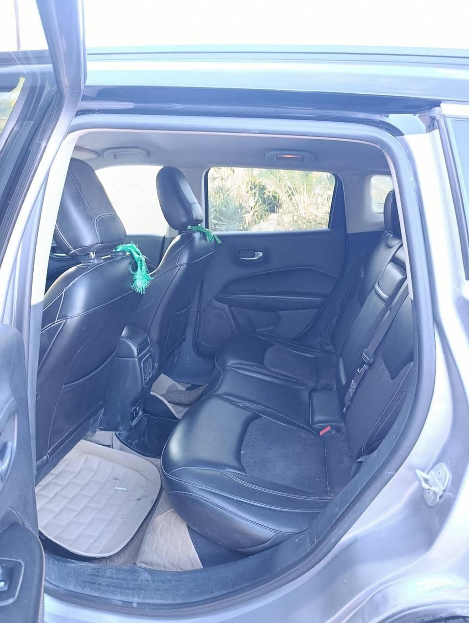 سلام عليكم
جيب كومباس للبيع او مراوس حسب القناعه 
الموديل 2018
الحادث جاملغ ايسر مرجع بارد فقط❗
مگينه 2400جديده توه مشدوده 
سياره حره لوحات انگليزيه 
🟥بصمه 
🟥ويل تايرات 
🟥تحكم الكتروني 
🟥كشنات جلد 
🟥شاشه لمس 
🟥كاميرا الكترونيه 
🟥دفع رباعي 4×4
🟥مانع انزلاق 
السعر🟥130وبيهه مجال الشراي يتصل وانه بخدمته 
***********
مكان السياره سوق الشيوخ العگيگه
