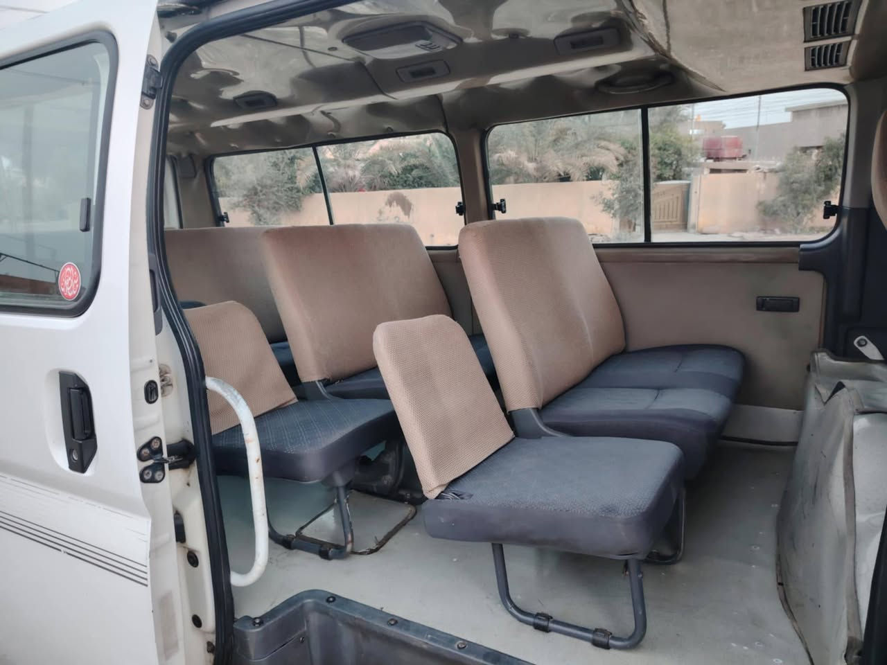 سلام عليكم نيسان موديل ٢٠١٢ مكفولة كفاله عامه من ضربة و صبغ مكينه وكير وكسن حديد  دوشمة حداديه تخم تاير رقم بغداد مكان سيارة بغداد ***********
