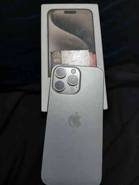 آيفون ١٥ برو ماكس • باوربانك انكر • ١٠٠٠٠