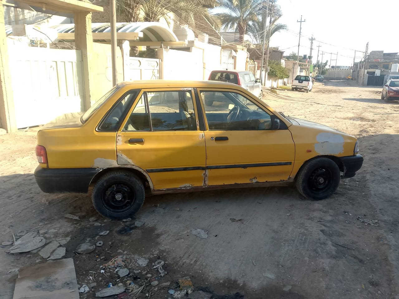 السلام عليكم
سايبه موديل 2012 مصفره هيئه غرامات رقم انكليزي 
مستلم السنويه باقي الرقم ب المرور لأحد الان ماطالع
سنويه لغايه 2028 حداديه وكهربائيات شغاله خير من الله 
ماعدا المحرك يبخر شواصي معمره تعمير درجه اولى 
لا ضربه ولا صبغ فقط مكان خياس معمر 
السعر 22 ورقه وبيها مجال 
*********** ممتواجد ع الفيس
عنوان بابل شارع 80 مقابل العاب أرض بابل
