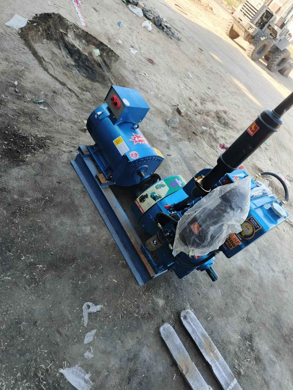 مولد دويز للبيع السعر خاص  محرك  10 حصان وملف 7 ونص30انبير   رقم ***********   ***********
