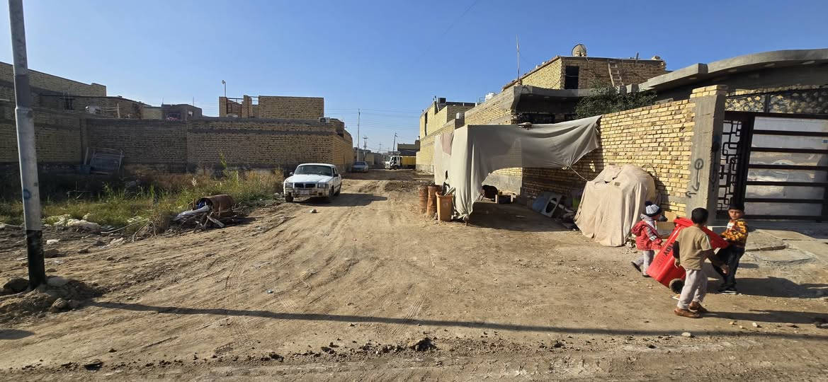 قطعه زراعي م 250 م سوك الشيوخ حي الشموع خلف شارع 30 نزلة المدارس القطعه مدفونه جاهزه ومشموله بكافة الخدمات  حالين في منطقة الشموع الاستفسار الاتصال --***********--احمد الطيب -
