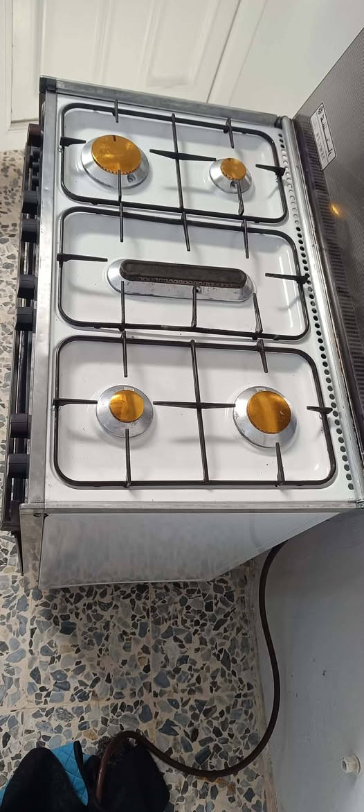 عرض مميز – طباخ عشتار عراقي 5عيون
حجم عملي مناسب 80*50
 5 شعلات قوية 
 فرن شغال خط واحد
  لون ابيض مقاوم
💰 السعر: 170 قابل للنقاش
📍 العنوان: موصل – وادي حجر

🔹 للبيع أو المعارضة حسب الاتفاق والقناعة 🔹


**إذا كنت صاحب هذا الإعلان وتريد حذفه لأي سبب، رجاءا أرسل رسالة إلى الدعم الفني**