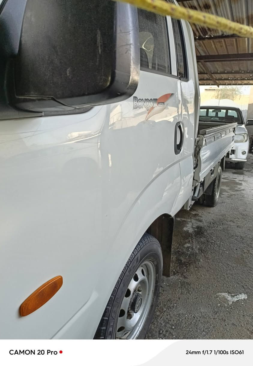 سلام عليكم كيه للبيع موديل 2009 مسكر طرمبه مكفولة كفالة عامه سياره جديده عله بلاد مكينه و كير حاويه رقم بغداد نكليزي مكاني بغداد سعر 110 اتصل ***********
