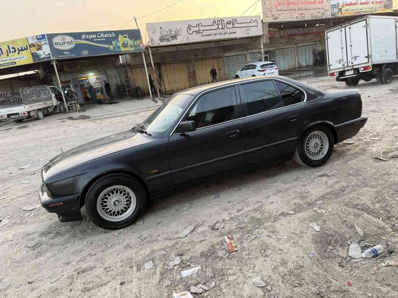 بي ام 535 محرك مفتوح كير اوتماتيك محرك شرط نشاط فول سياره مكفوله نضيفه حيل صالنصه رياضي اكسل خفيف موديل 1993 رقم بغداد سنويه مساقطه مكاني صلاحدين تكريت سياره شرط كير محرك صدر تخم تايرات سعر 58 مجال قليل رقم تلفوني ***********الي مو شراي لا يتعبني الرجاء
