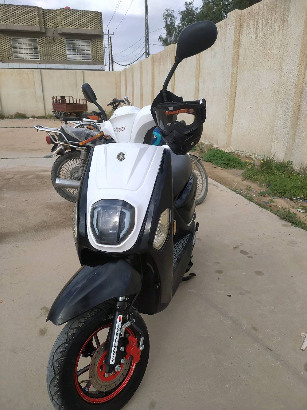 دراجه بوليس مديل 2024 صنع تايلندي محرك 100cc نضافه 95٪ سعر 700 التواصل *********** عنوان نجف