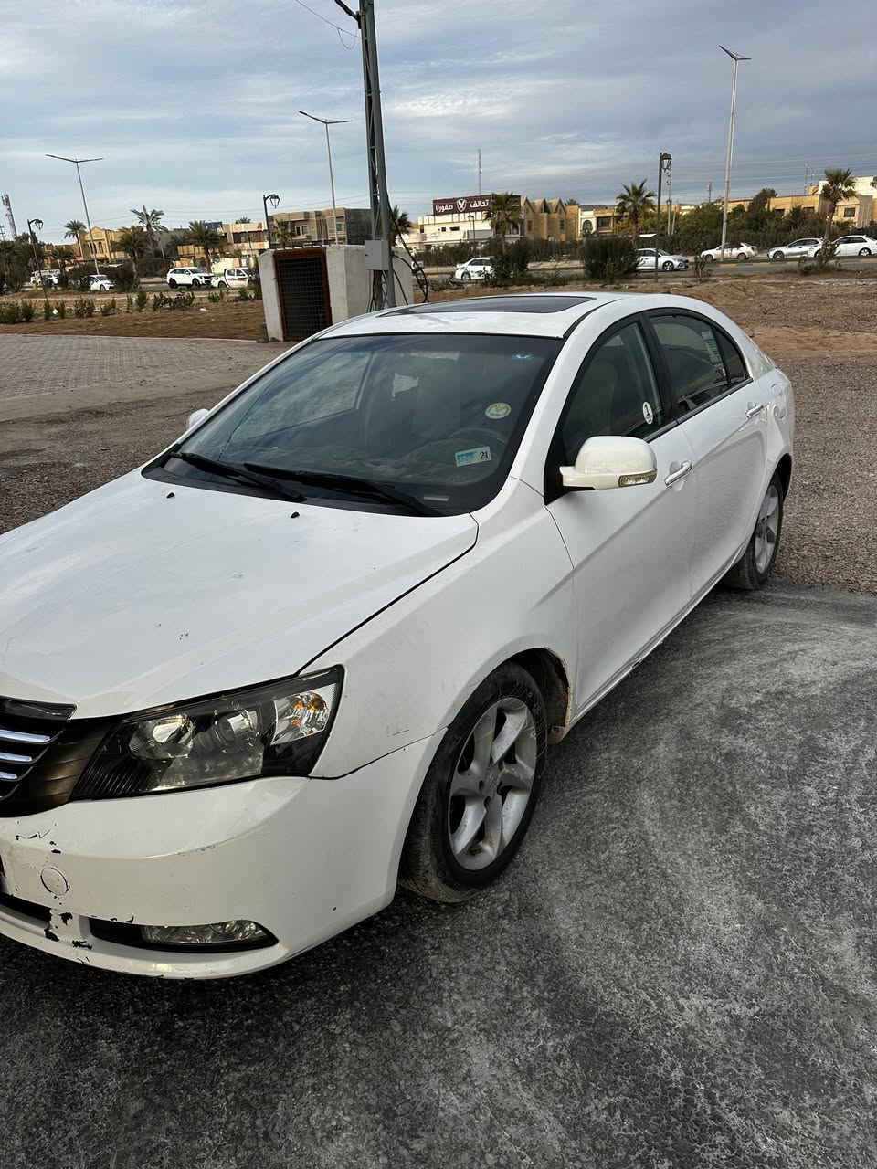 أيمكراند للبيع
م 2013
محرك كير كورلا يعني انسه البنيد
سياره جديده وفول
بيها قطعتين صبغ وانته تفحص
محرك كير شرط 
سلايت
تبريد تدفئة شرط
رقم دولي تحويل ثاني يوم
مكاني تكريت 
سعر 68 وبيها مجال ***********
