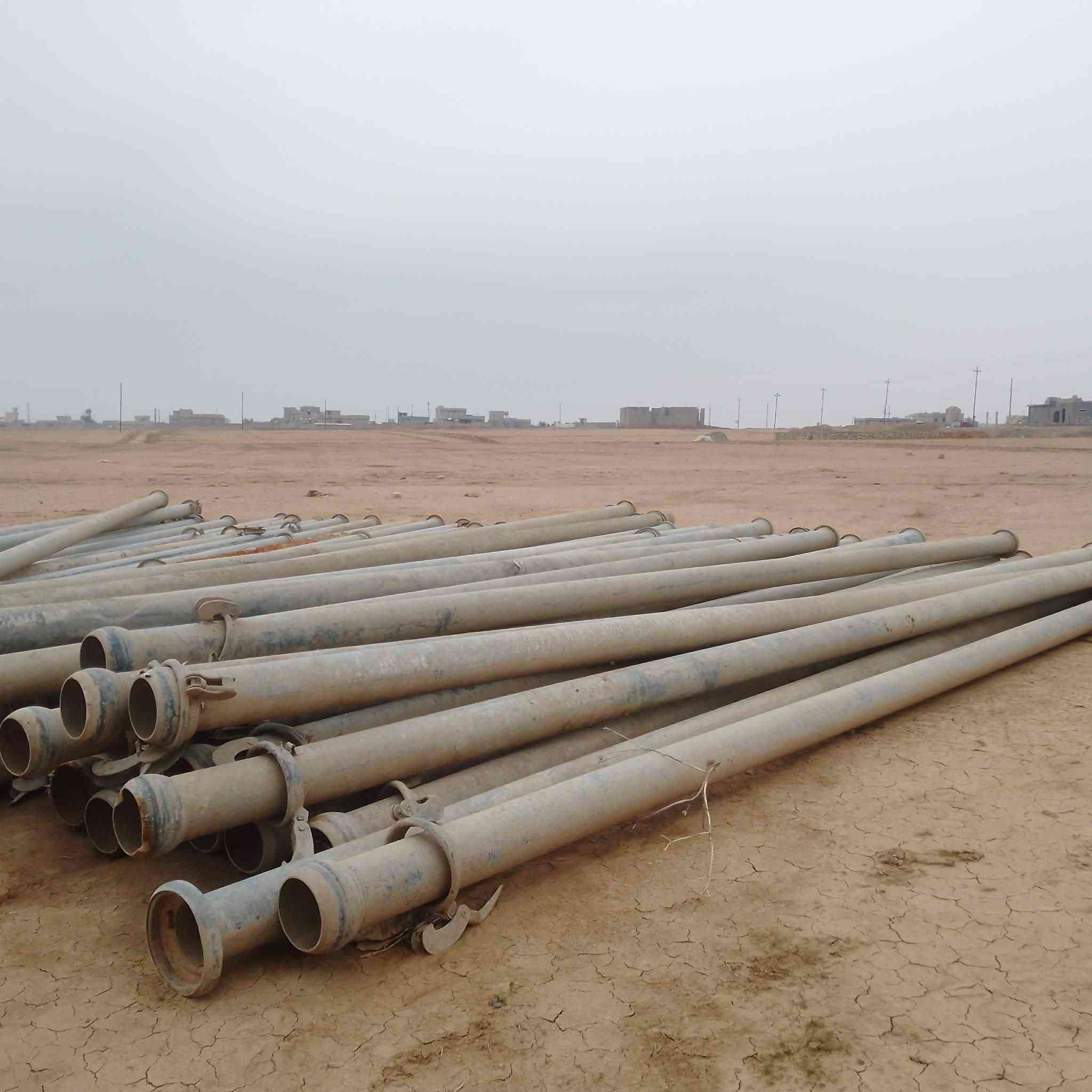 للبيع بواري مرشه حديد مغلون حجم 5أنج نظافه فول سعر الواحد 23الف مكان جنوب الموصل ***********
