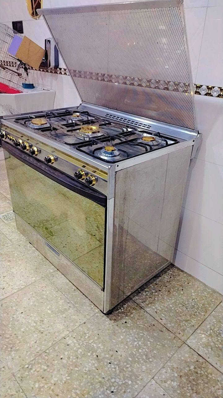 طباخ كريازي باب الأول شغال كله نظيف سعره ٢٧٥ مكاني حي أور


**إذا كنت صاحب هذا الإعلان وتريد حذفه لأي سبب، رجاءا أرسل رسالة إلى الدعم الفني**