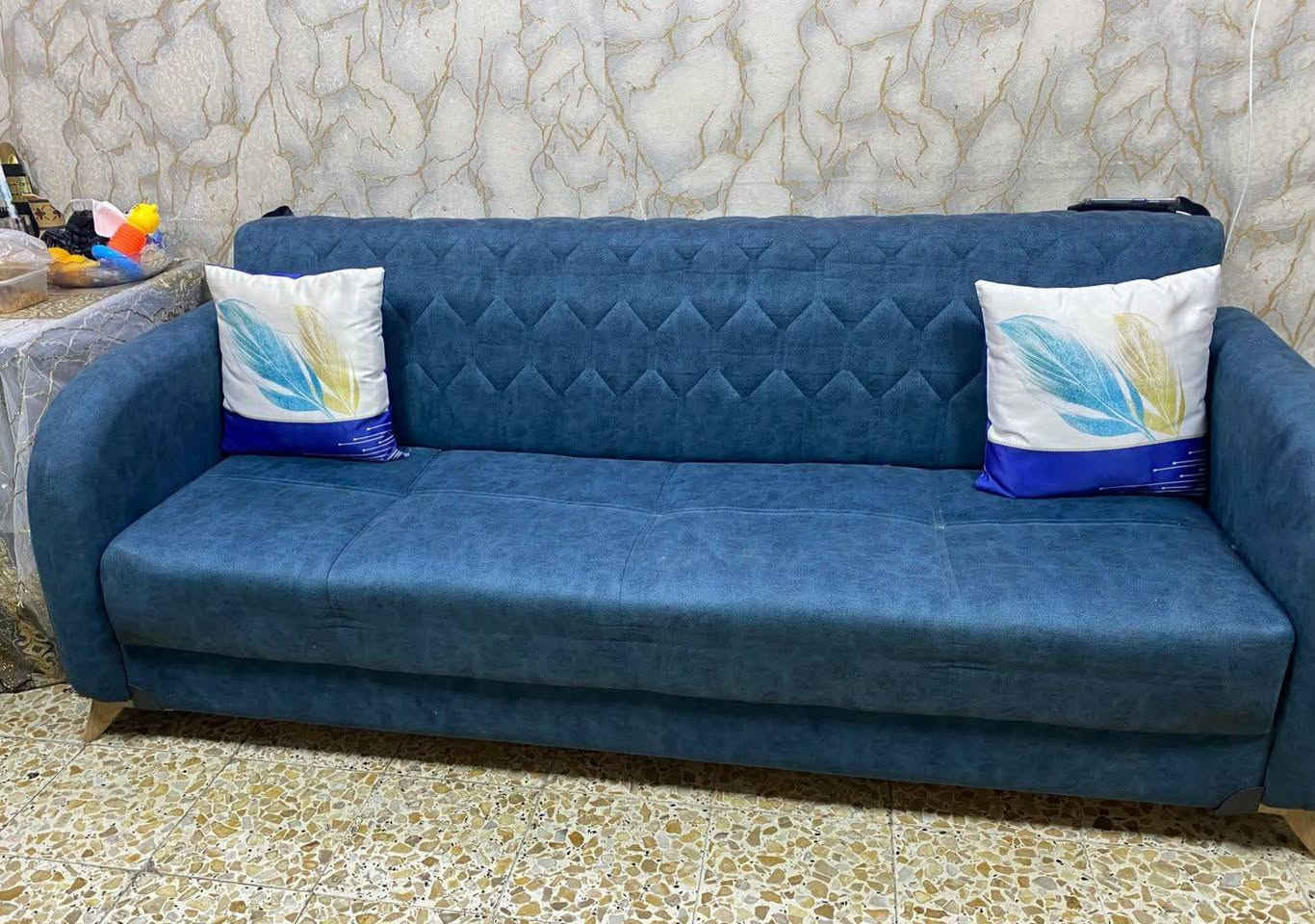 غراض بيت كامل تخم عشر مقاعد 500
تخم 7مقاعد 350
غرفة نوم تركية ضخمه 8 قطع 400
كاونتر 200
براد استعمال قليل 70
ميز تلفزيون 60
الاغراض نضيفه جدا بدون ضرر الاسعار بيهه مجال بسيط للشراي مكانهم بغداد الطوبجي


**إذا كنت صاحب هذا الإعلان وتريد حذفه لأي سبب، رجاءا أرسل رسالة إلى الدعم الفني**