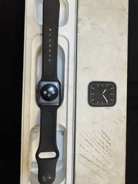 ساعة ابل • جيل ثالث • طافية