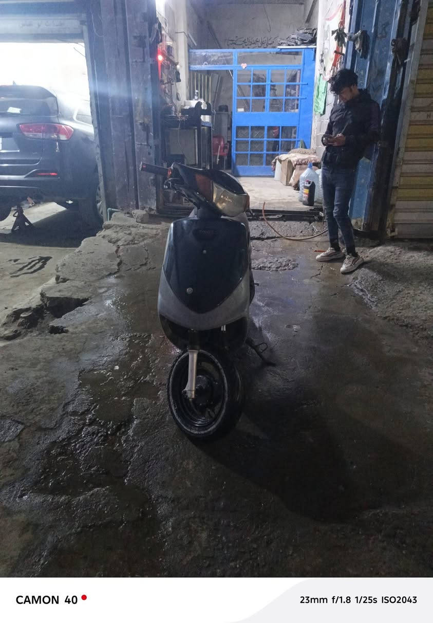 السلام عليكم ماكس قجمة2010 دراجة كامل مكمل كهربائيت كلها شغالة رايدهةب350وبيها مجال رقم***********
