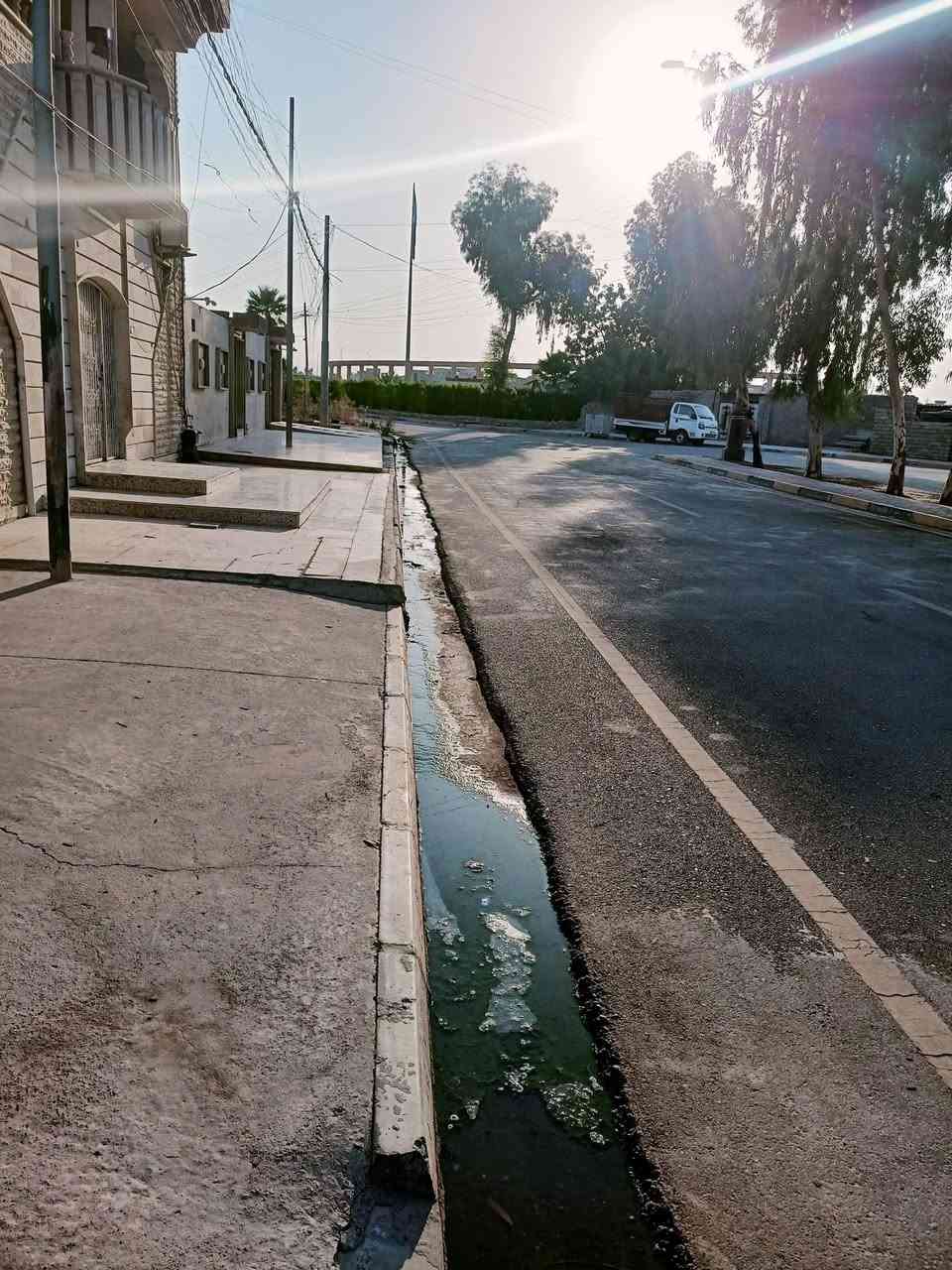 السلام عليكم
للبيع...للبيع...للبيع

🟥🏠دار سكني ملك صرف طابقين.

📜 سند طابو الايمن شرط التحويل.

🟩التفاصيل:-- 

☑️الطابق الأول: 3غرفه نوم 2ستقبال ومطبخ ومشتملات وهول وكراج 

✅الطابق الثاني:- 4غرف نوم ومشتملات سطح عالي سطح ناصي

1️⃣🟦📐المساحة::-234 متر بل سند
وقع حال 297متر

2️⃣🌍الموقع:- حي الثوره عل سيدين الوسطيه قريب من  منتزه الربيع 
موقع مميز وجيد
         =============================
🔹نستقبل كافة العروض العقارات واستئجار الشقق والمنازل 🔹

3️⃣☎️للاستفسار📞
☎️☎️☎️☎️📞📞📞📞
***********
***********
عنوان المكتب /موصل حي الثورة الشارع الرئيسي العام ضمن محلات قصر هكوري مجاور دهونات العلم
