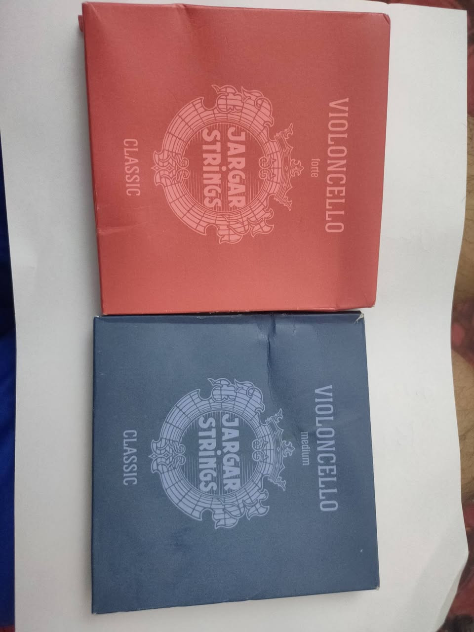 سلام عليكم 
سيت واحد مال كمان 
5 مال تشيلو  
 أصلي  
للي مهتم يراسلني


**إذا كنت صاحب هذا الإعلان وتريد حذفه لأي سبب، رجاءا أرسل رسالة إلى الدعم الفني**