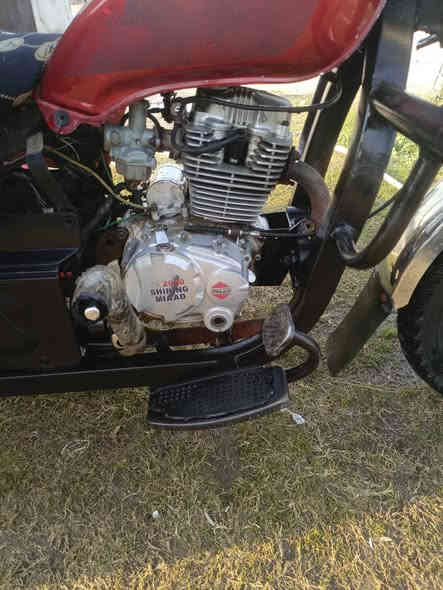 السلام عليكم ستوته للبيع كلك مقفوله سعر 725 بيها مجال مكان كربلاء على طريق النجف يام يا معود 10031 موديل 14 هذا رقمي ***********
