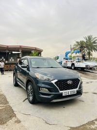 توسان موديل2021 سياره فول  ماعده الفتحه سياره مصبوغه حزام سياره جاهزه ...