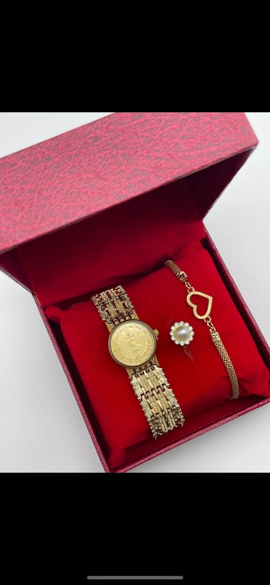 🎁✨ عرض مميز ومحدود لعشّاق الأناقة ✨🎁
بكج نسائي راقي 💎
⌚ ساعة أنيقة + 📿 سوار + 💍 محبس
طلاء ثابت وجودة ممتازة ✨
🔥 السعر فقط 5000 🔥
🚚 توصيل كربلاء 3000
🚚 توصيل داخل طويريج 2000
💝 هدية مثالية للزوجة، الأخت، الحبيبة أو صديقة عزيزة
سعر مناسب وشكل فخم يخطف الأنظار 😍
📍 كربلاء – الهندية / ام الهوى الجديدة / مقابل شارع الحمداني 
📞 للحجز والاستفسار: ***********
⚠️ الكمية محدودة… احجز الآن قبل نفاذ العرض

***********⁩
