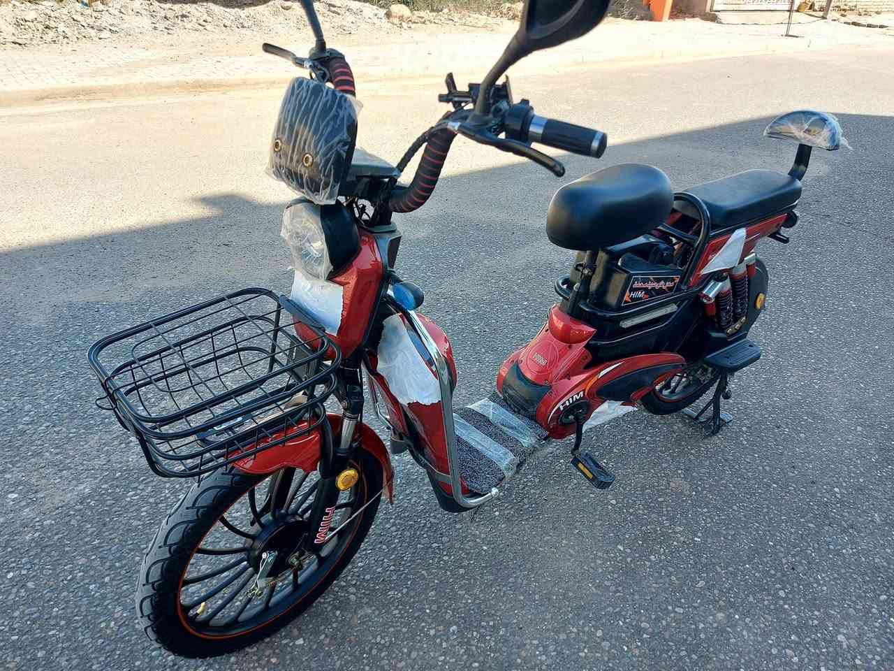 السلام عليكم دراجه شحن للبيع حجم 20 المواصفات فول إشارات رباعيه لايت بك لايت mp3 مريات 5 بطاريات السرعه 99  شفاف بصمتين تشفيل بعد مفتاحين السعر 400 الموقع بصرة النتومه حي الصادق قرب الموضفين رقم الهاتف ***********
