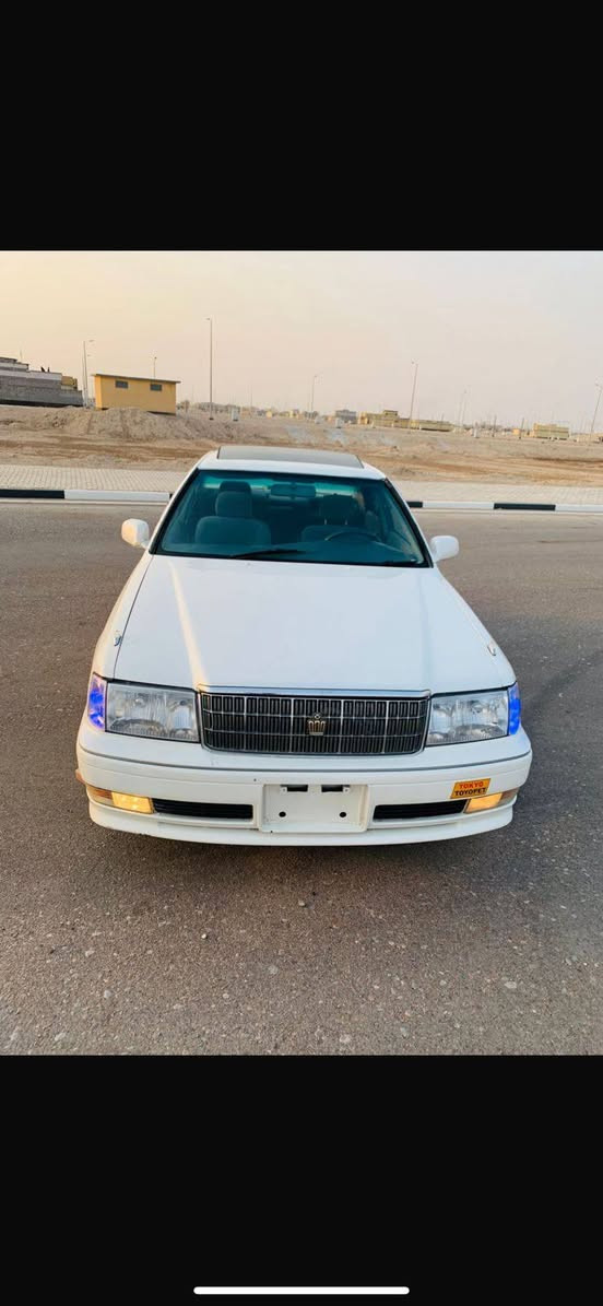 السلام عليكم سياره راس الثور مكفوله من الكص رقم بصره تحويل ثاني يوم رقم أليف حداديه جديده دواخل جديده سياره جاهزة سعر 75 مكان بصره علمن السياره نقل جثه رقم الهاتف ***********
