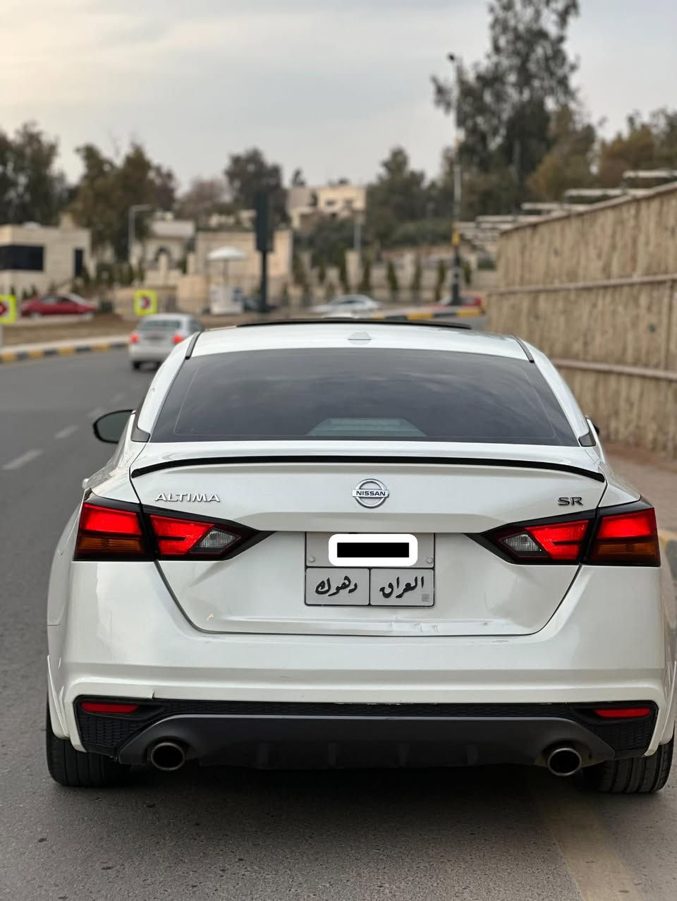 السلام عليكم
رمضان كريم 
التيما 
موديل ١٩
اعلى فئة SR بلص
رقم دهوك 
شرط التحويل 
ماشيه ٩٢ الف ميل 
.
الضرر 
بيها مكانين تعديل بارد 
.
المواصفات 
فتحه سقف 
كشنات جلد 
تدفئه كشنات 
كشن كهربائي
شاشه كبيره 
تحديد مسار 
كروز سرعه 
رادار جانبي 
رادار امامي 
وبقية المواصفات المعروفه 
.
الموقع الموصل حي نركال 
لمعرفه السعر الاتصال على الرقم 
***********
