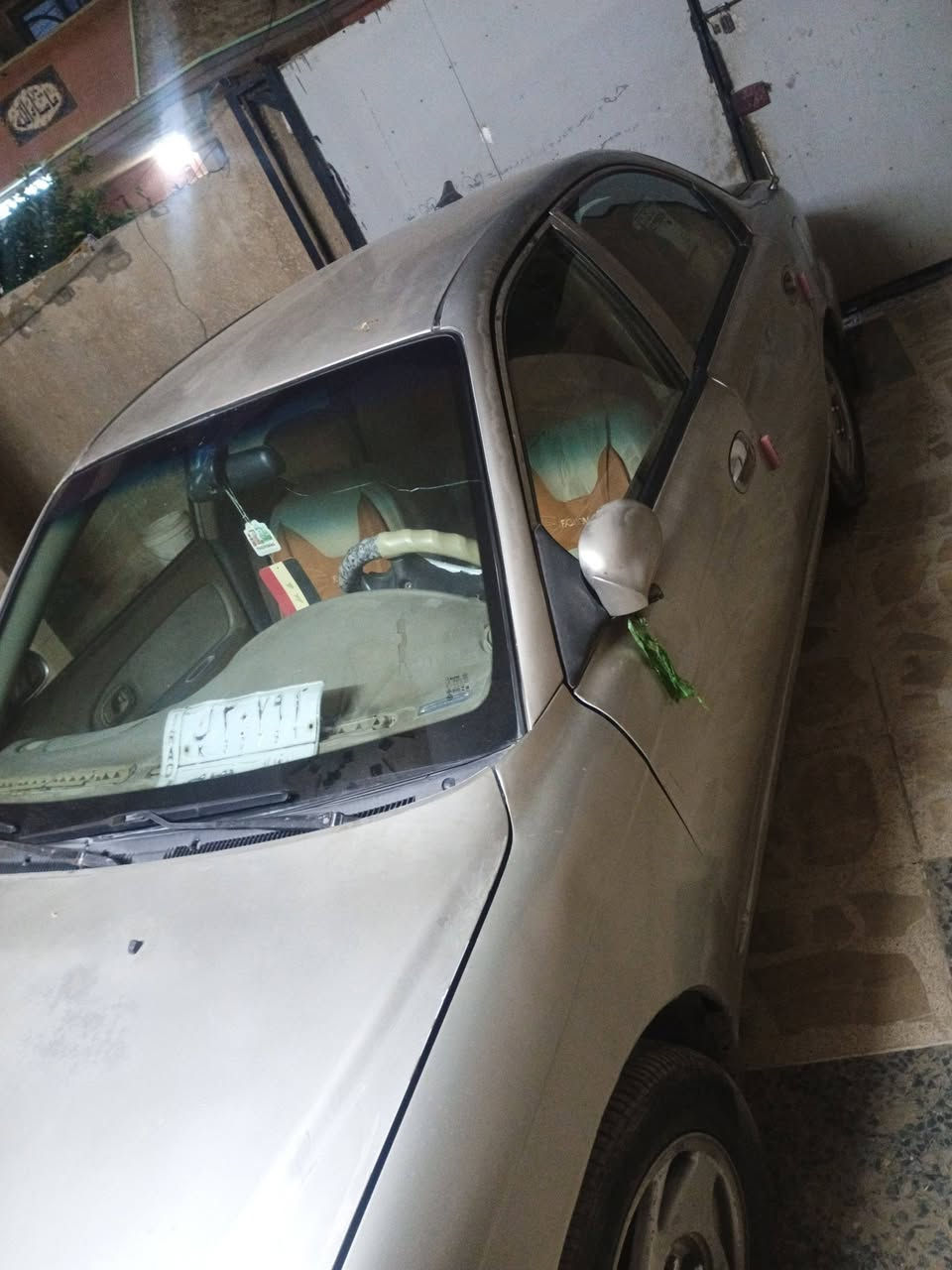 سيفيا موديل 2000 سياره بسمي رقم نكليزي هزه جديده سنويه لل 31 تحويل ثاني يوم مابيها اي نقص 40$وشراي يدلل ***********
