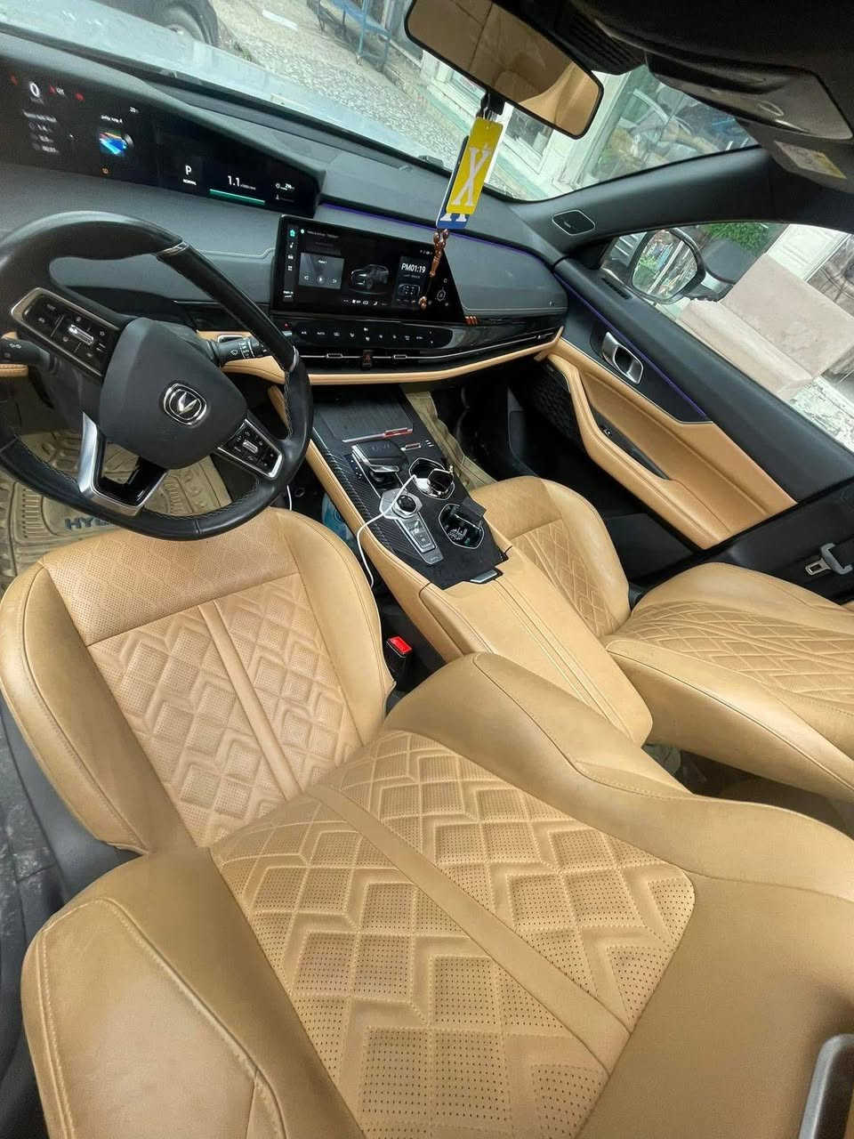 سلام عليكم
أقساط اقساط اقساط 
شانجان يوني كي 2025
سيارة فول مواصفات
لون مميز اسمنتي
ماشيه 40 الف 
البيع أقساط أقساط
كير محرك كفاله عامه
بغداد الاعظمية
 ***********ز
